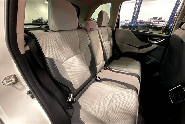 Used 2020 Subaru Forester Premium image 27