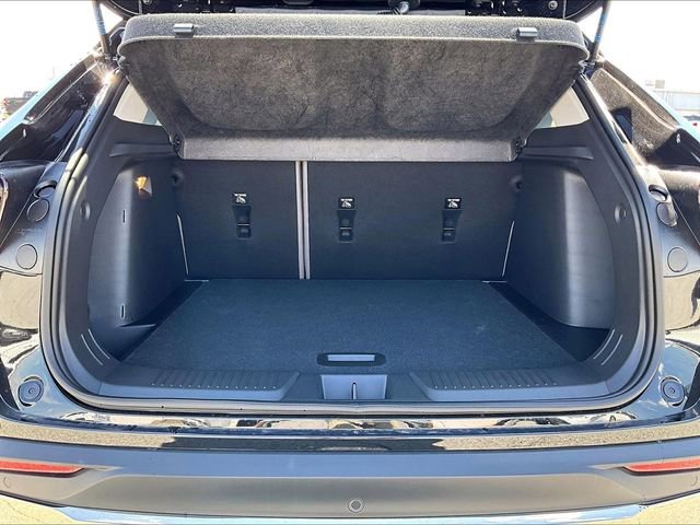New 2026 Chevrolet Trax ACTIV w/ Sunroof Package FWD image 15