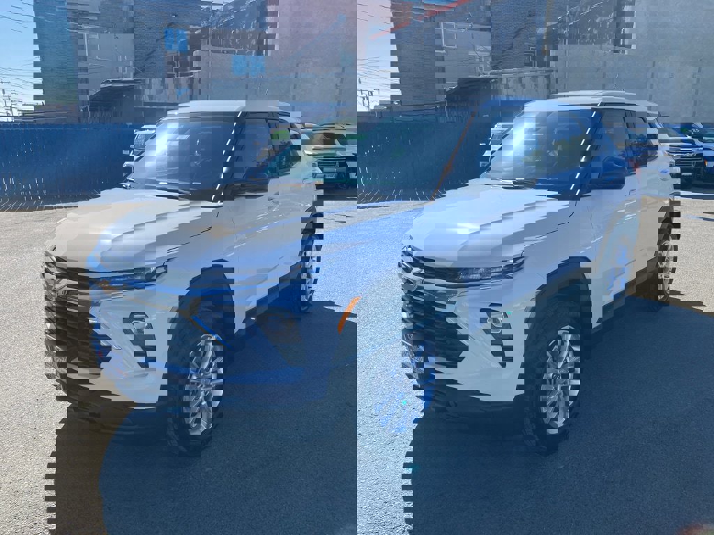 Used 2026 Chevrolet TrailBlazer LS w/ LS Convenience Package image 8