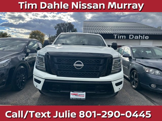 Used 2023 Nissan Titan SV w/ SV Convenience Package AWD/4WD image 7