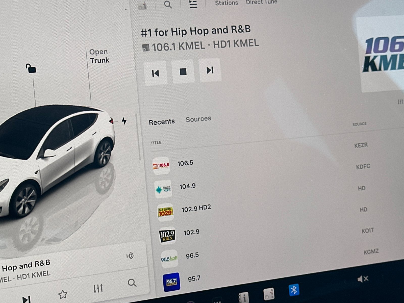 Used 2023 Tesla Model Y Long Range image 18