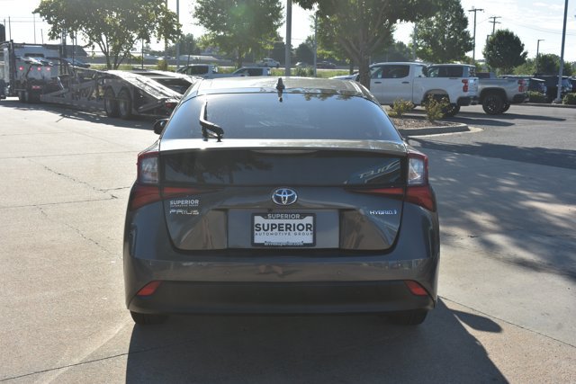 Used 2021 Toyota Prius LE FWD image 6