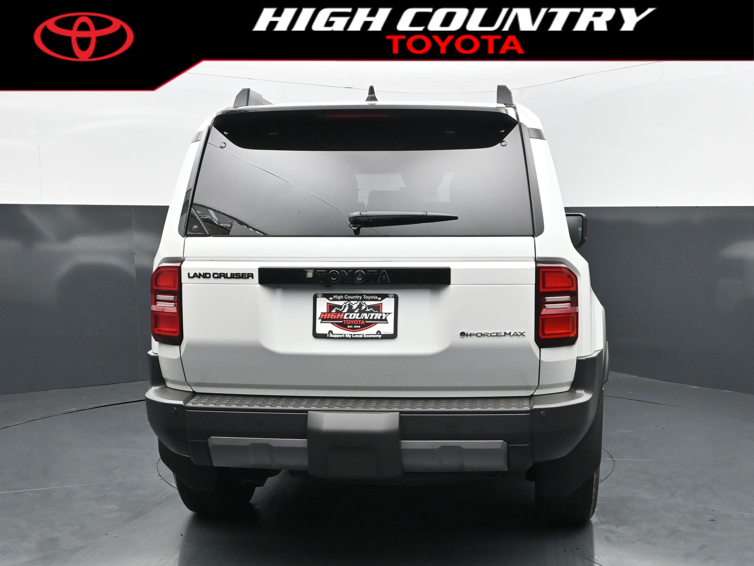 New 2027 Toyota Land Cruiser w/ Premium Package AWD/4WD image 5