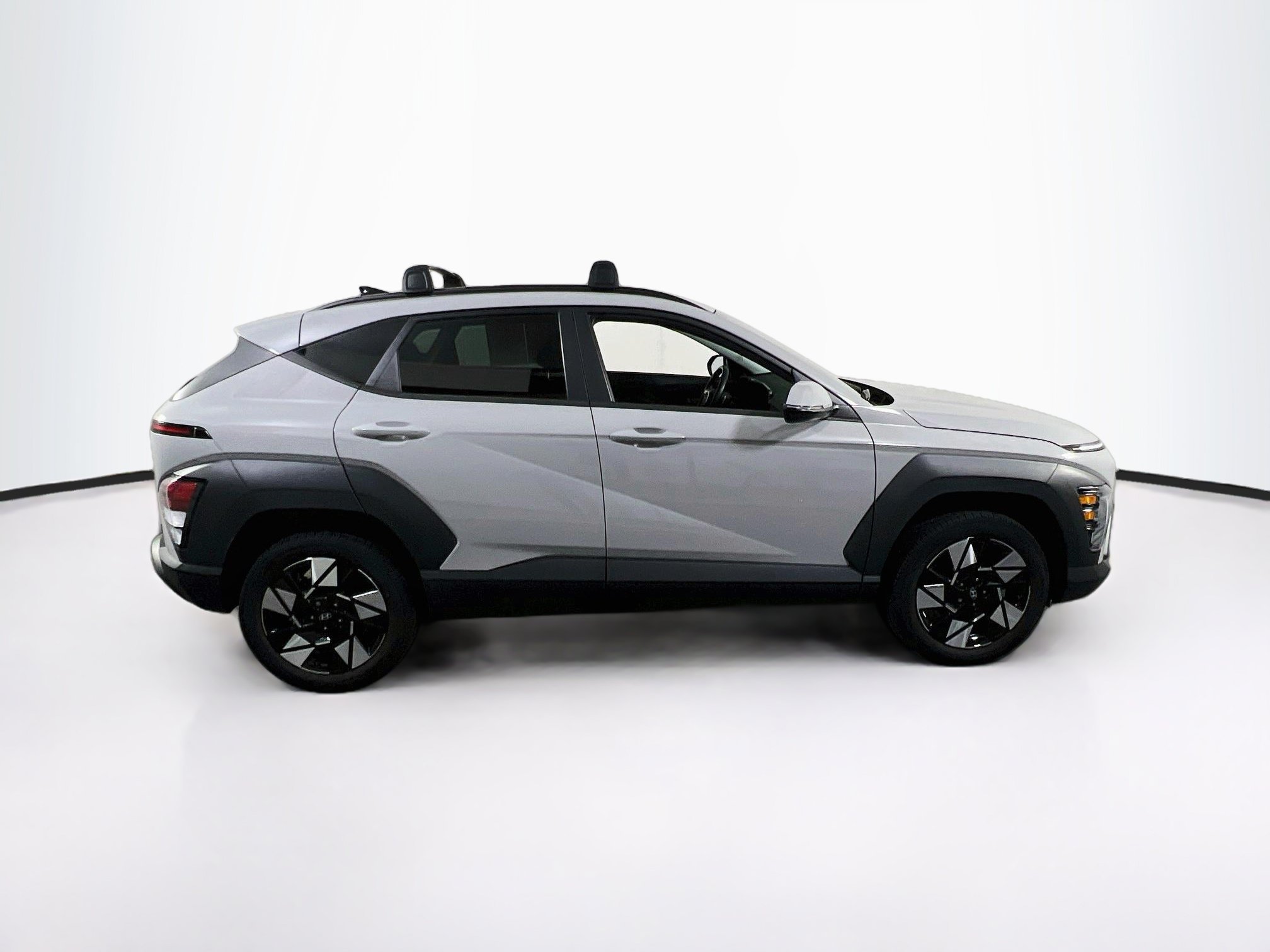 Used 2024 Hyundai Kona SEL w/ Convenience Package AWD/4WD image 4