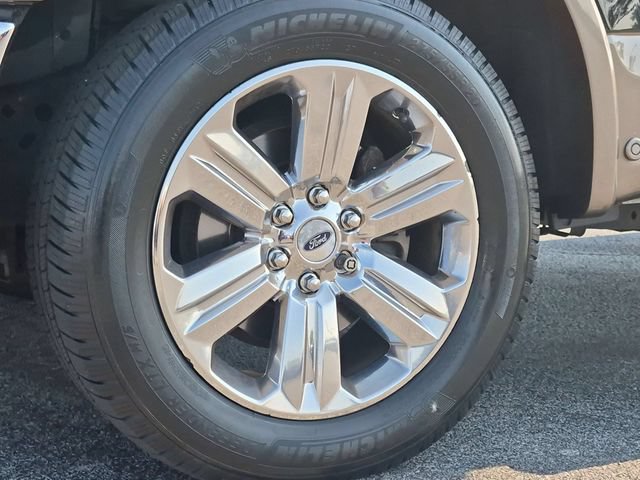 Used 2018 Ford F150 Lariat w/ Equipment Group 502A Luxury AWD/4WD image 23