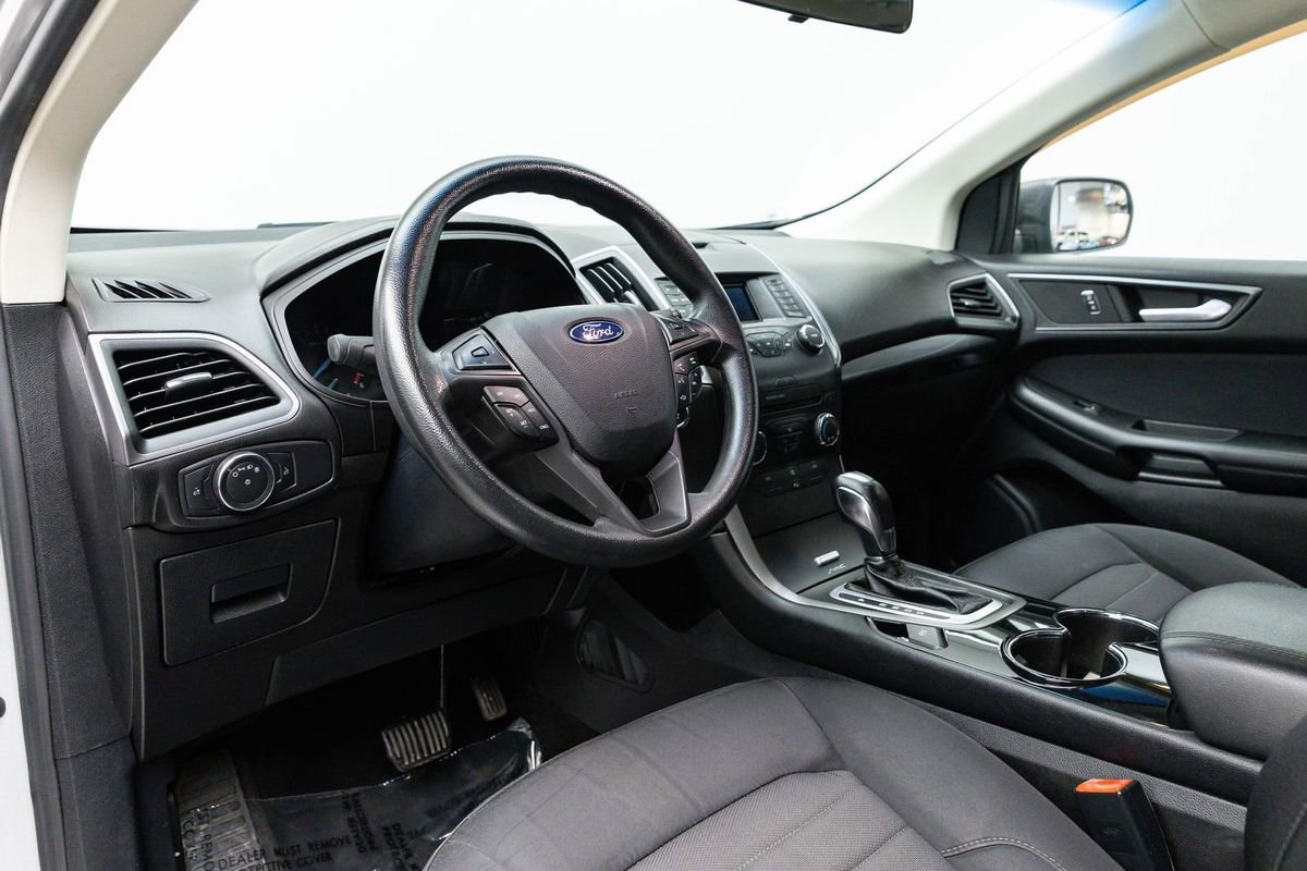 Used 2016 Ford Edge SE AWD/4WD image 26