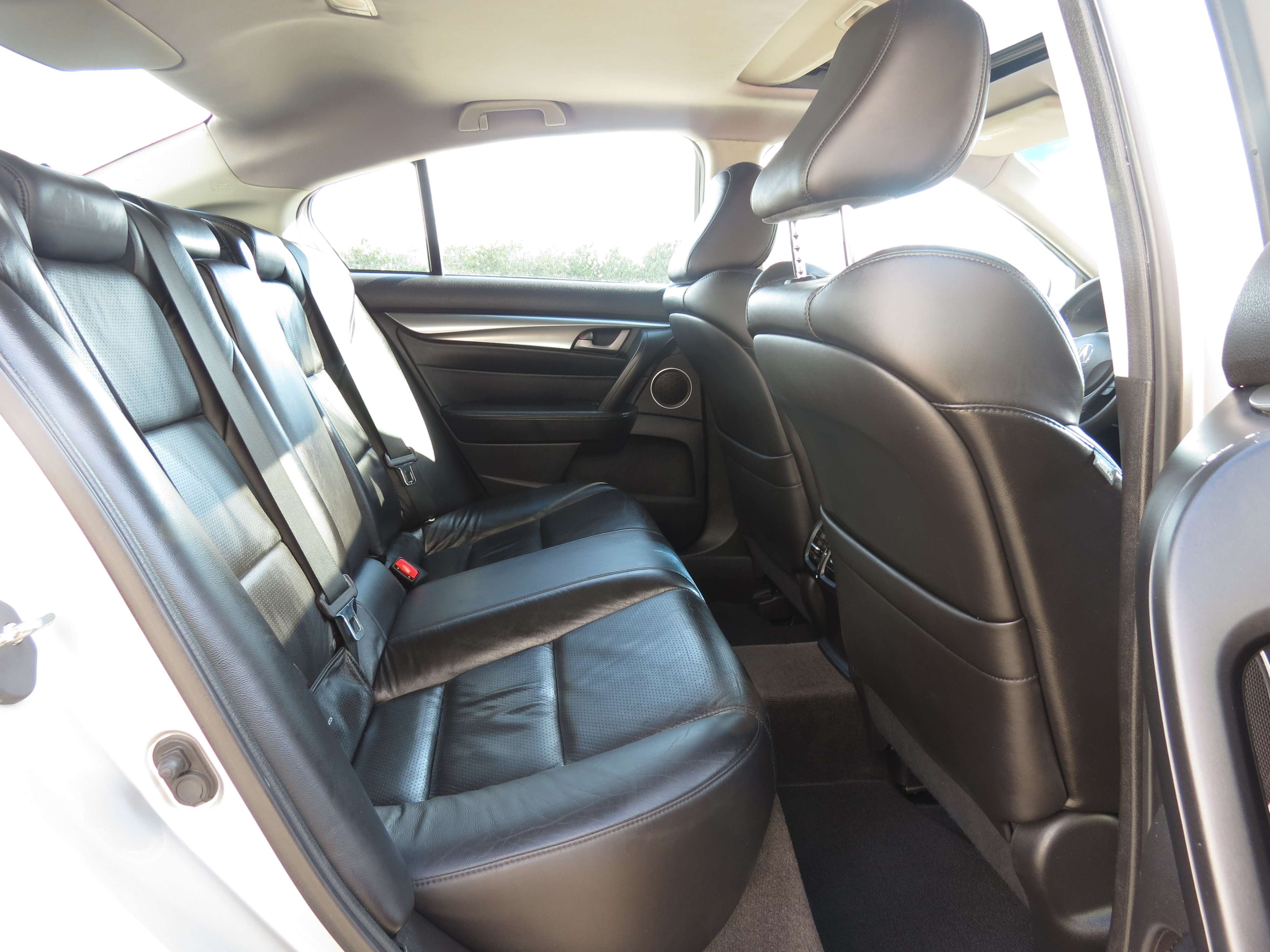 Used 2011 Acura TL w/ Technology Package FWD image 33