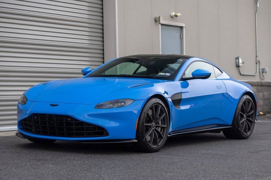 Used 2021 Aston Martin V8 Vantage Coupe RWD image 38