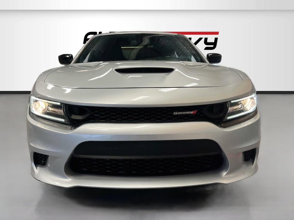 Used 2023 Dodge Charger R/T RWD image 2