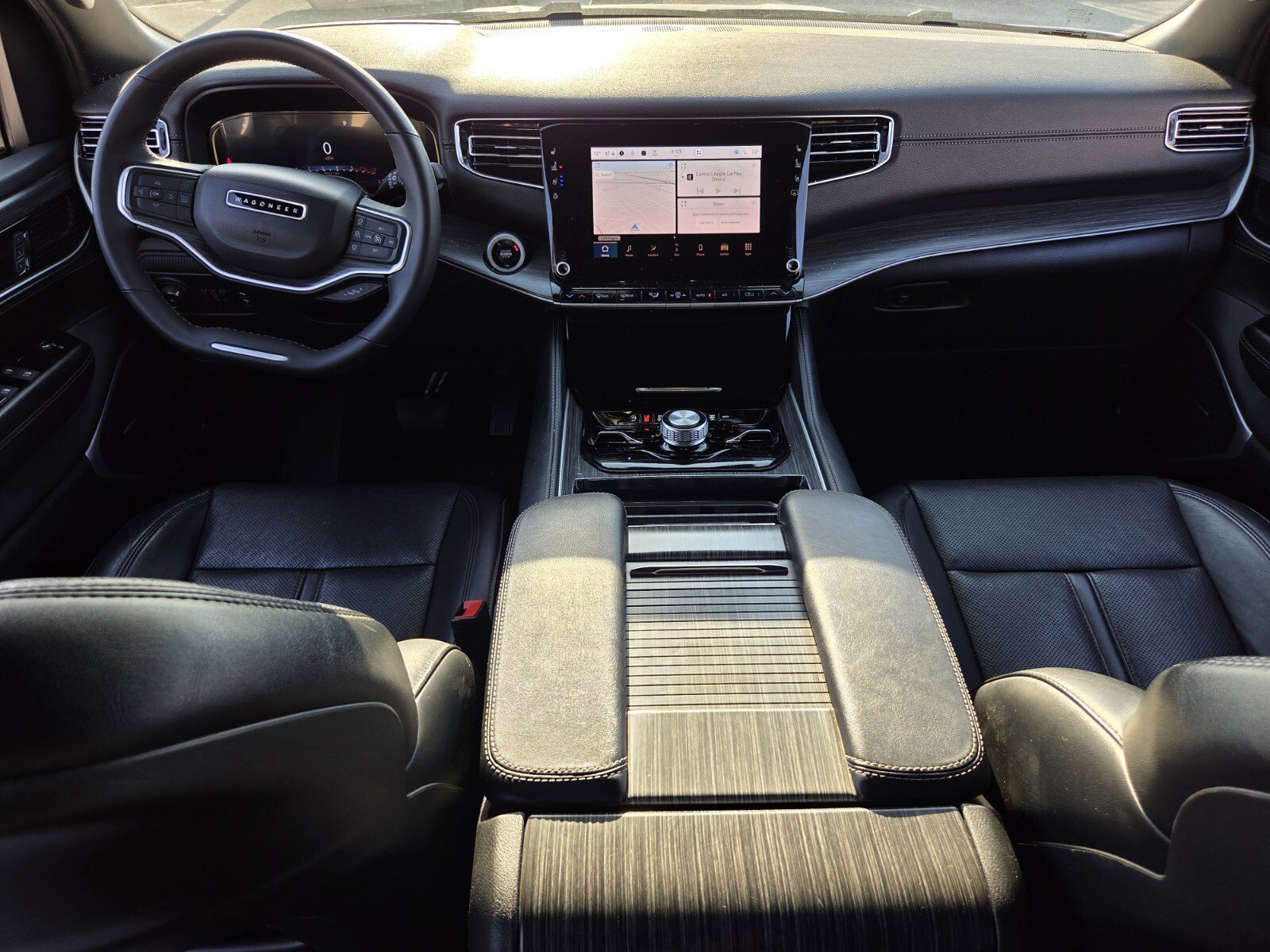 Used 2024 Jeep Wagoneer Series III image 13