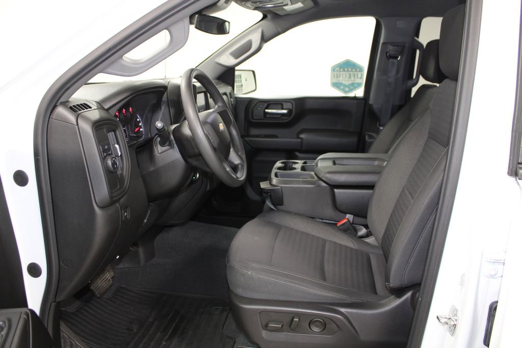 Used 2024 Chevrolet Silverado 1500 Custom image 22