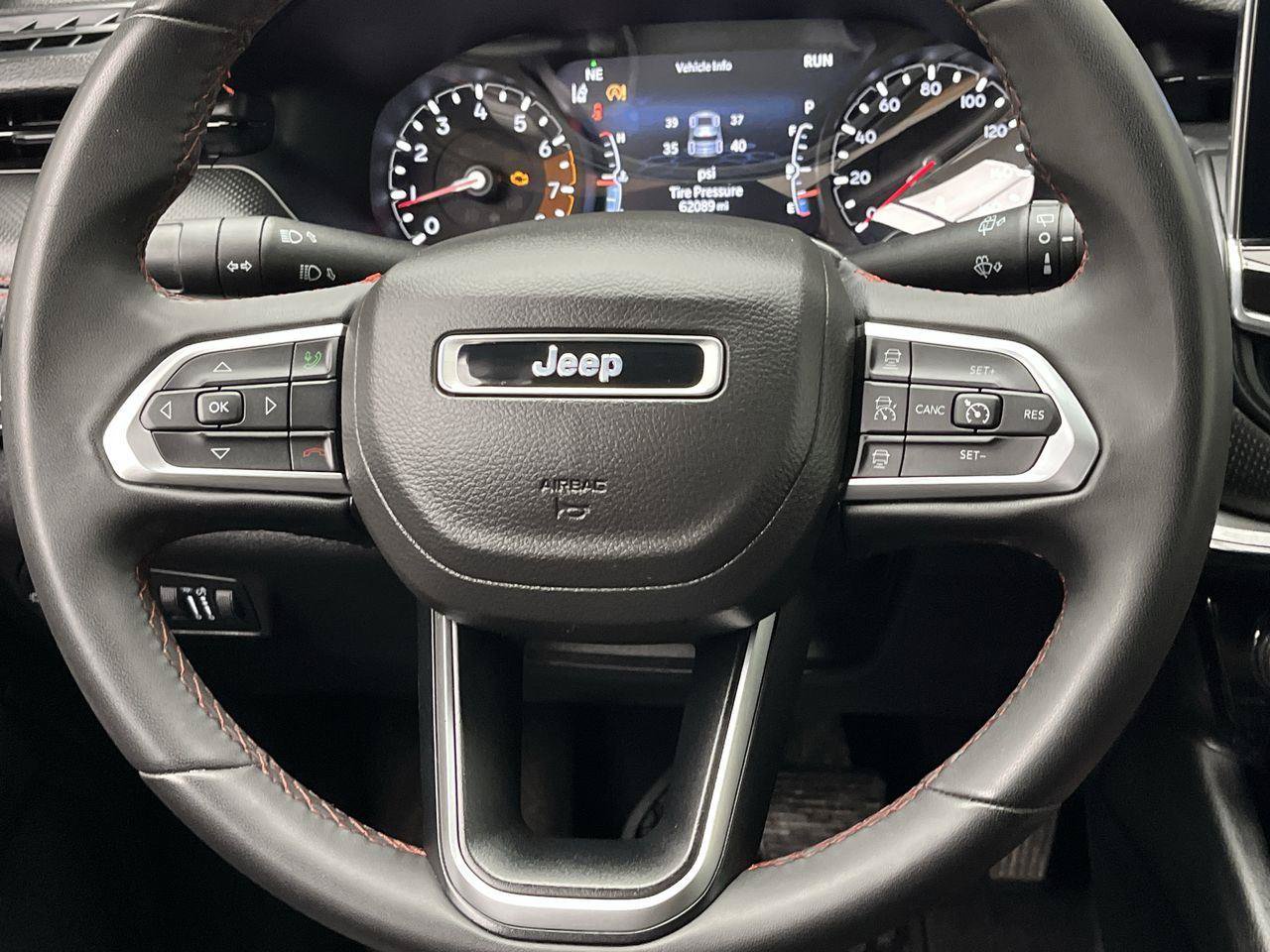 Used 2023 Jeep Compass Trailhawk AWD/4WD image 12