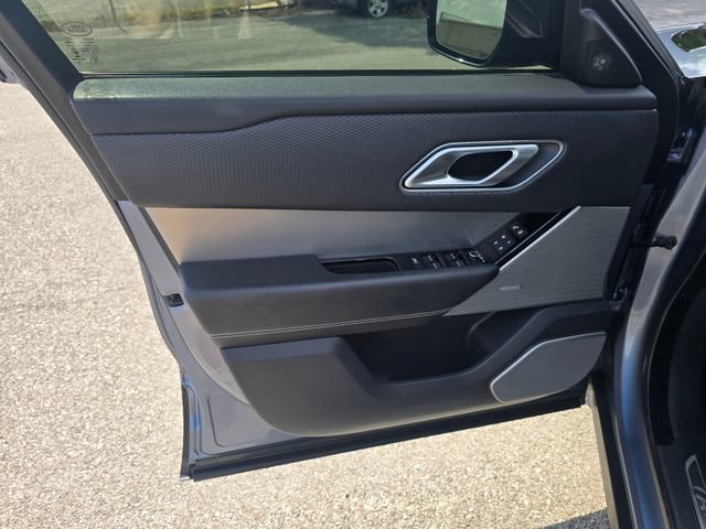 Used 2020 Land Rover Range Rover Velar R-Dynamic S AWD/4WD image 9