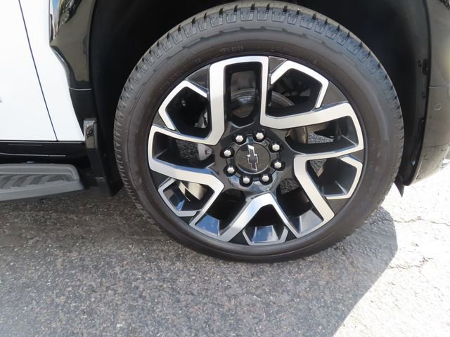 Used 2025 Chevrolet Silverado EV RST image 11