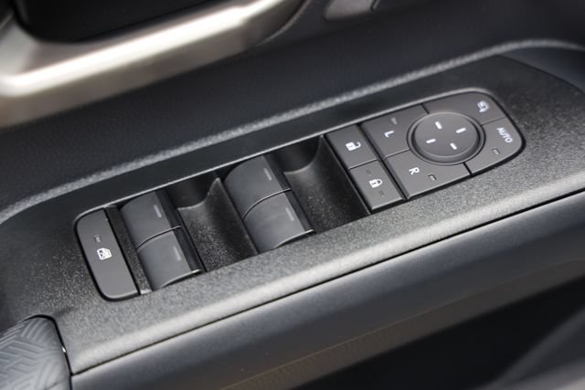 New 2026 Toyota 4Runner Platinum AWD/4WD image 16