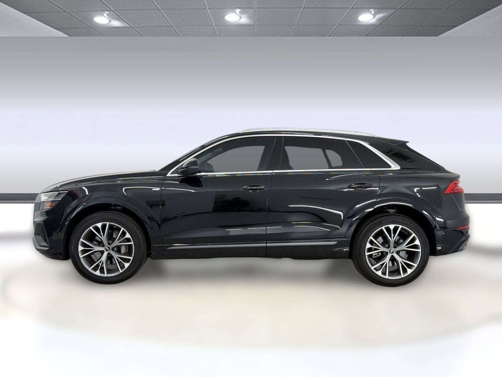 Used 2023 Audi Q8 Premium Plus w/ Premium Plus Package image 2