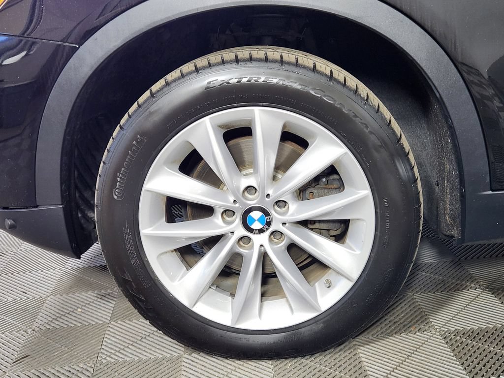 Used 2017 BMW X3 xDrive28i w/ Driving Assistance Package AWD/4WD image 9