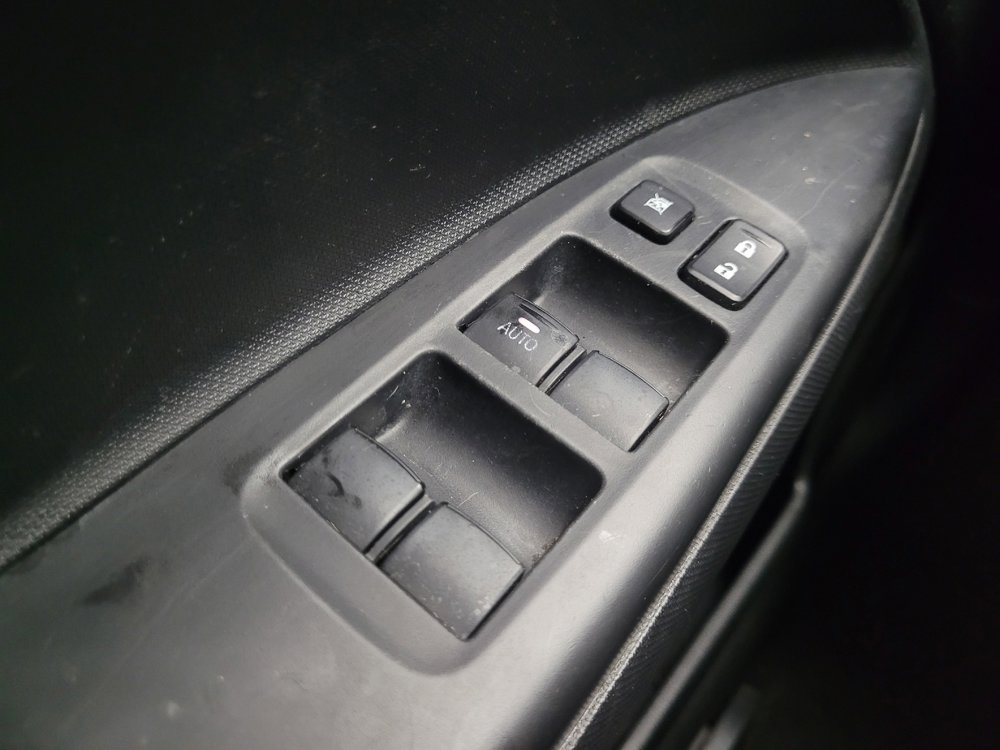 Used 2020 Mitsubishi Mirage ES image 27