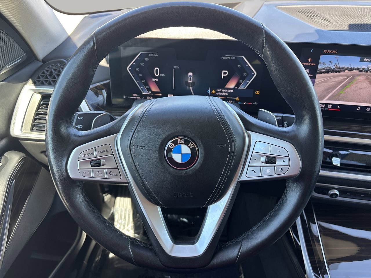 Used 2025 BMW X7 xDrive40i image 32