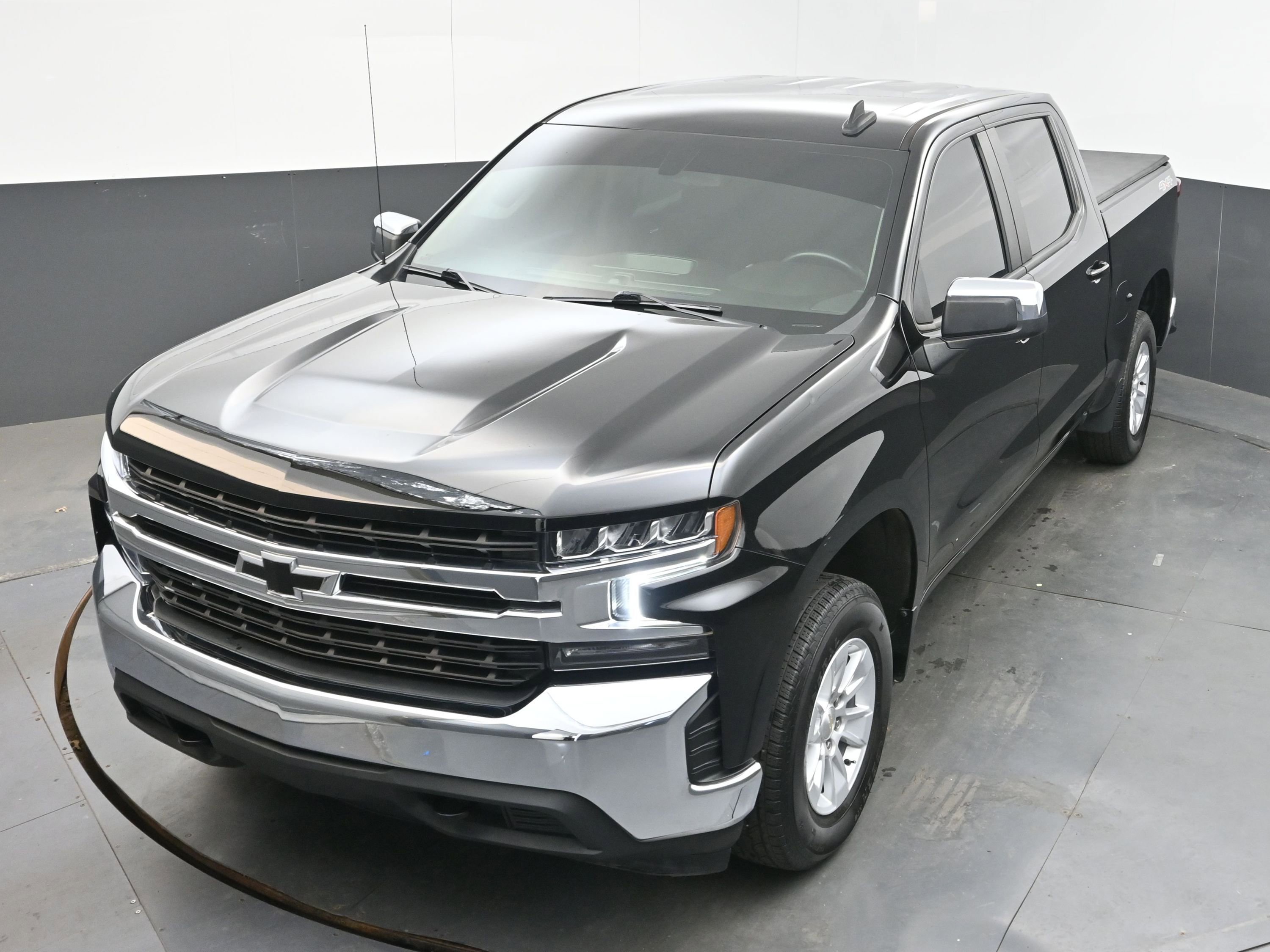 Used 2022 Chevrolet Silverado 1500 LT AWD/4WD image 30