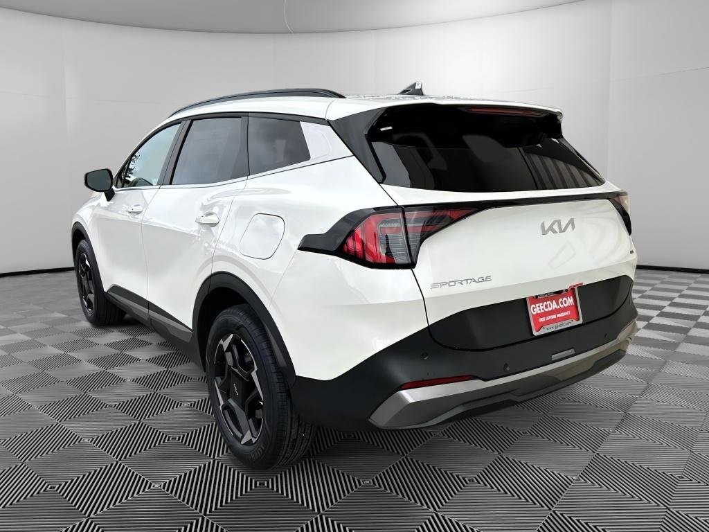 New 2026 Kia Sportage EX w/ EX Panoramic Sunroof Package image 6