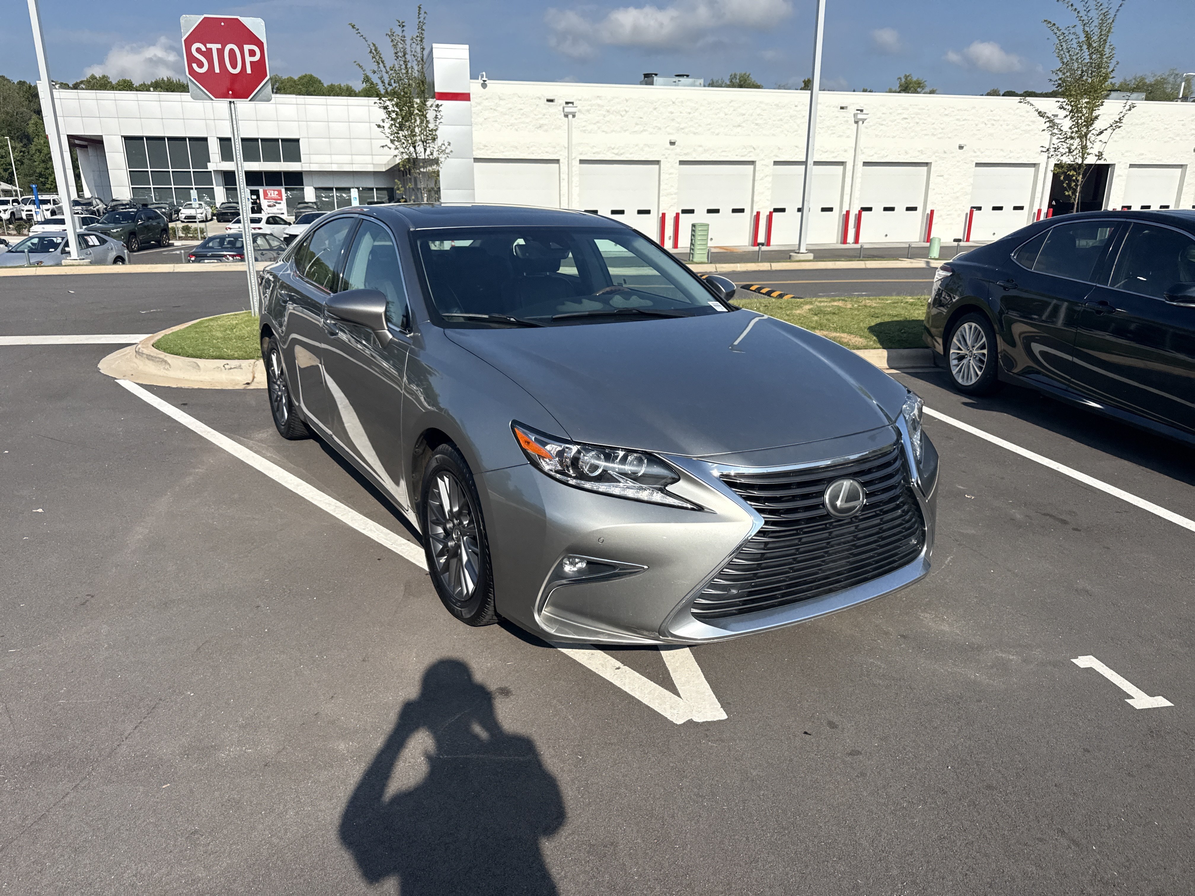 Used 2018 Lexus ES 350 w/ Navigation System Package