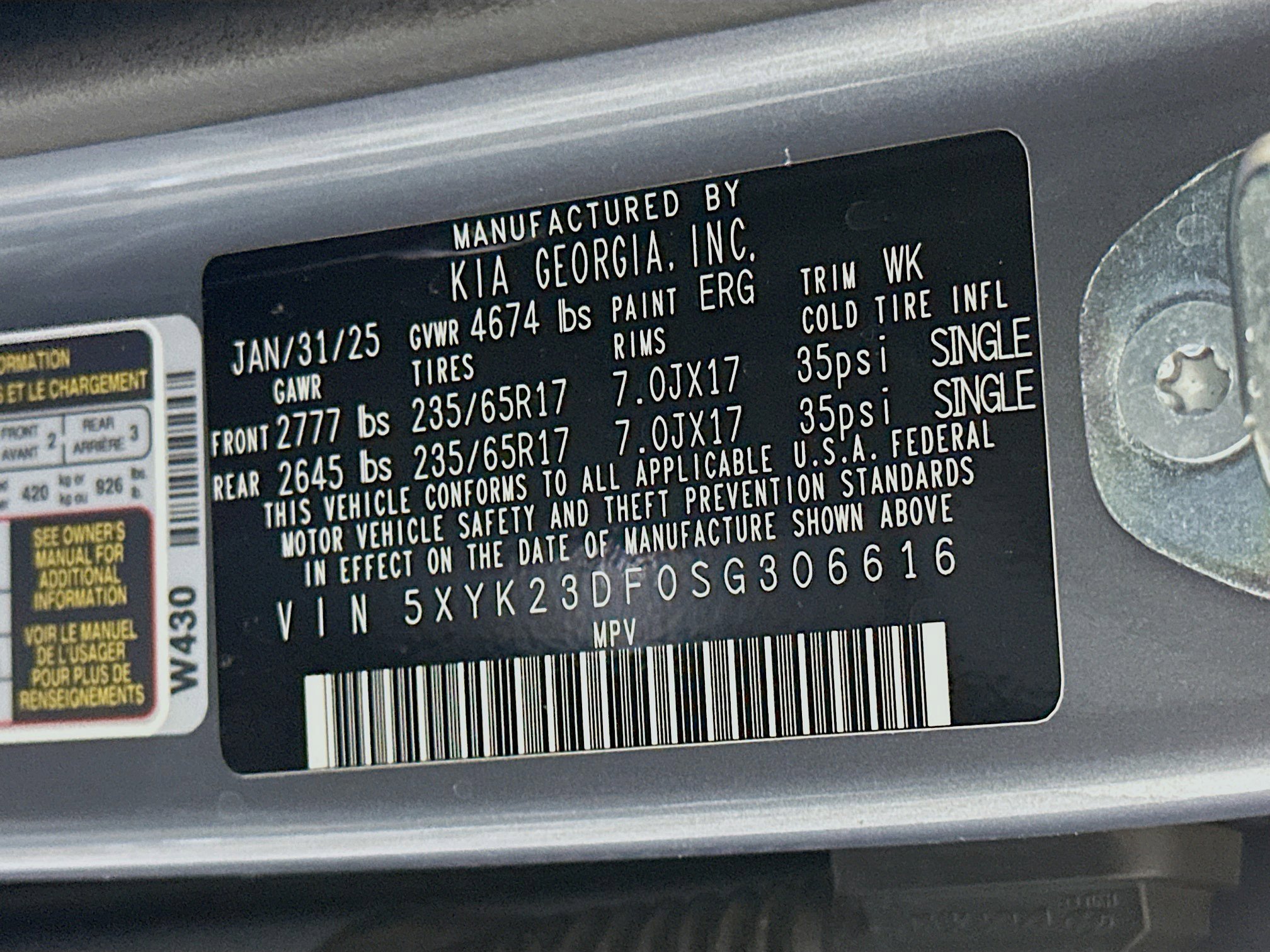 Used 2025 Kia Sportage LX image 12