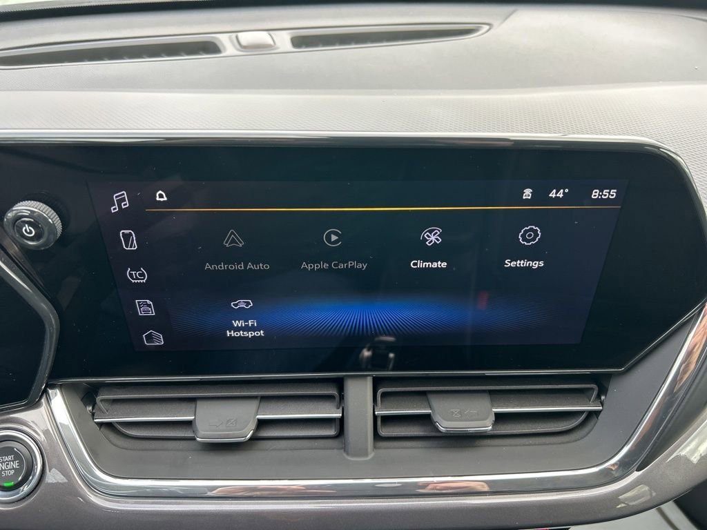 Used 2025 Chevrolet Trax ACTIV w/ Driver Confidence Package image 7