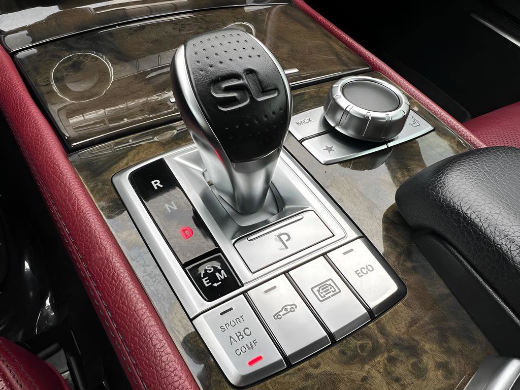 Used 2014 Mercedes-Benz SL 550 w/ Driver Assistance Package image 46