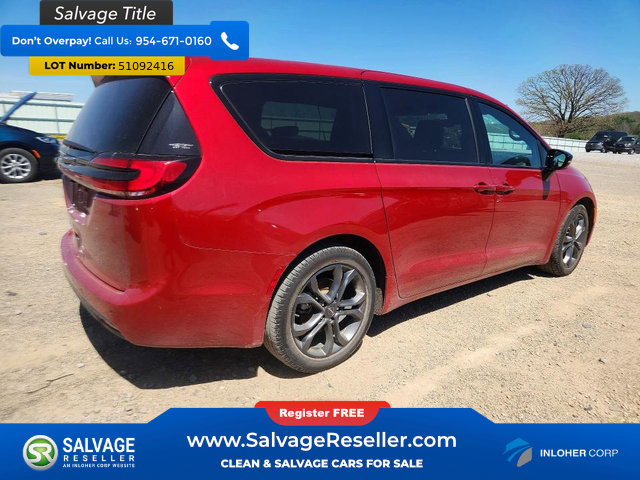 Used 2026 Chrysler Pacifica Select FWD image 4