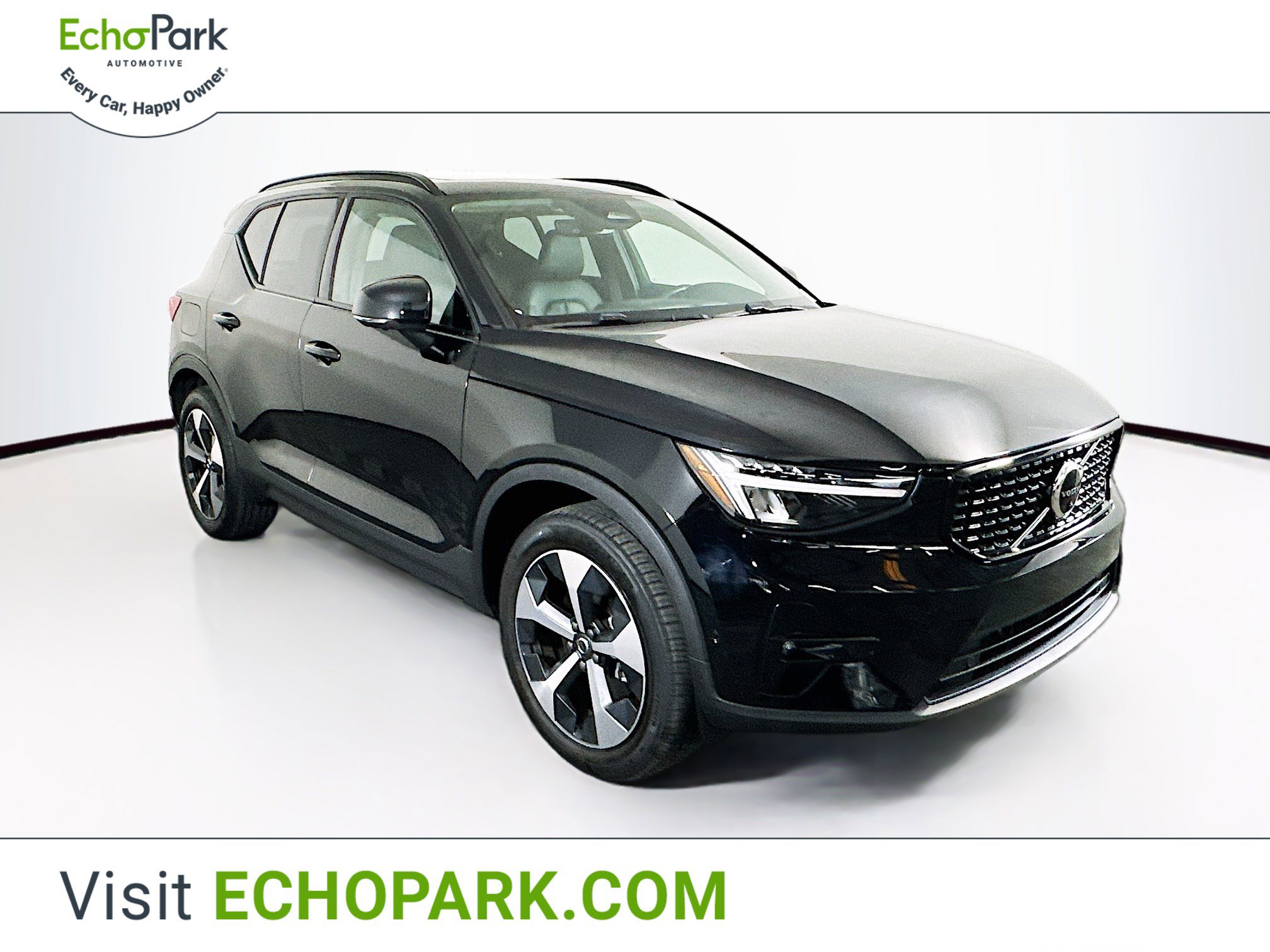 Used 2023 Volvo XC40 B4 Ultimate