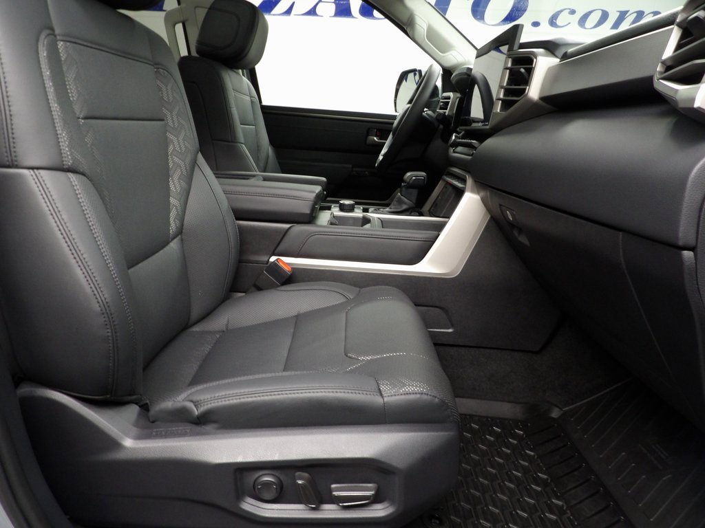 Used 2024 Toyota Tundra Limited image 33