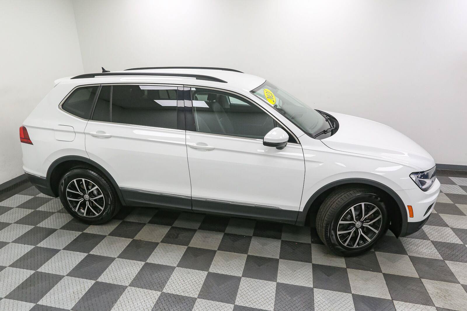 Certified 2021 Volkswagen Tiguan SE AWD/4WD image 6