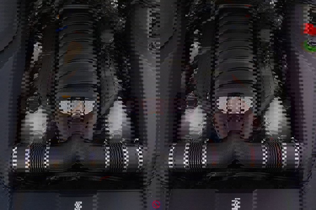 Used 2014 Porsche Cayenne GTS image 10