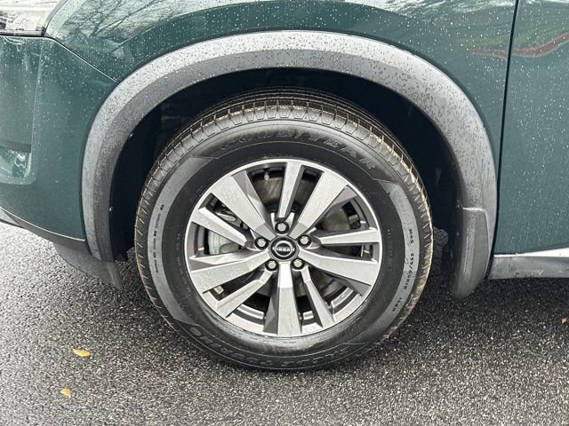 Used 2022 Nissan Pathfinder SL w/ SL Black Package image 13