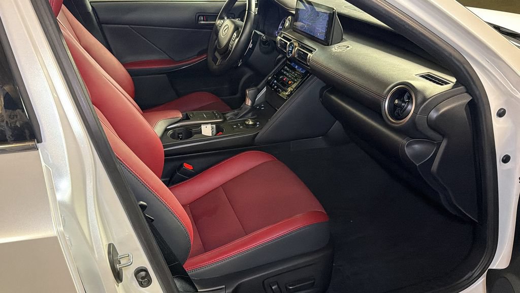 Used 2022 Lexus IS 300 AWD w/ Premium Package image 10