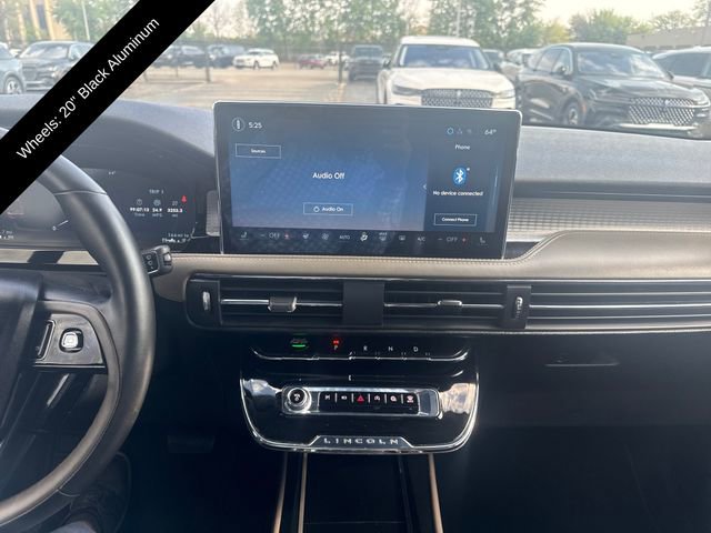 Used 2023 Lincoln Corsair AWD w/ Equipment Group 101A image 22