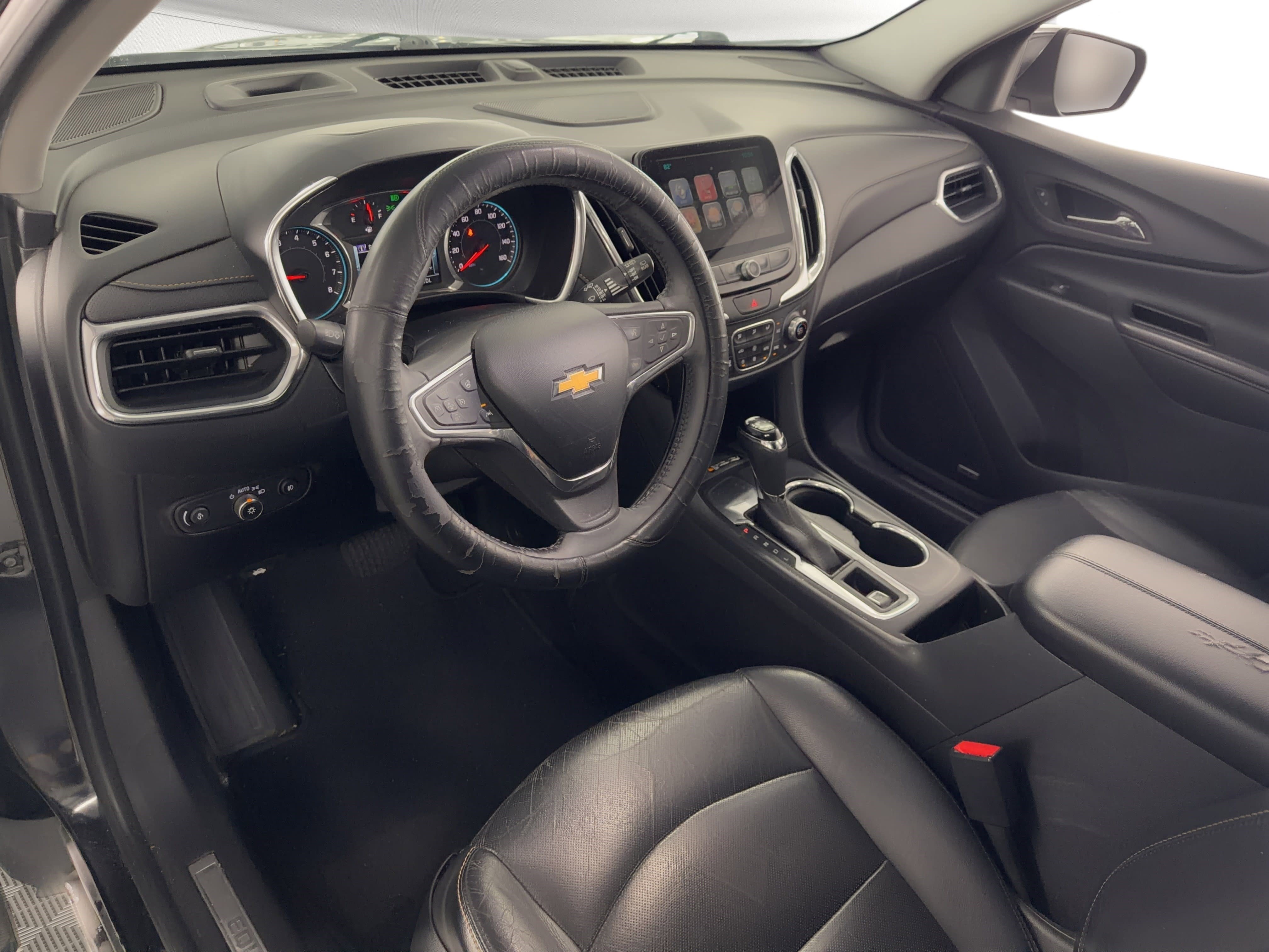 Used 2018 Chevrolet Equinox Premier FWD image 4