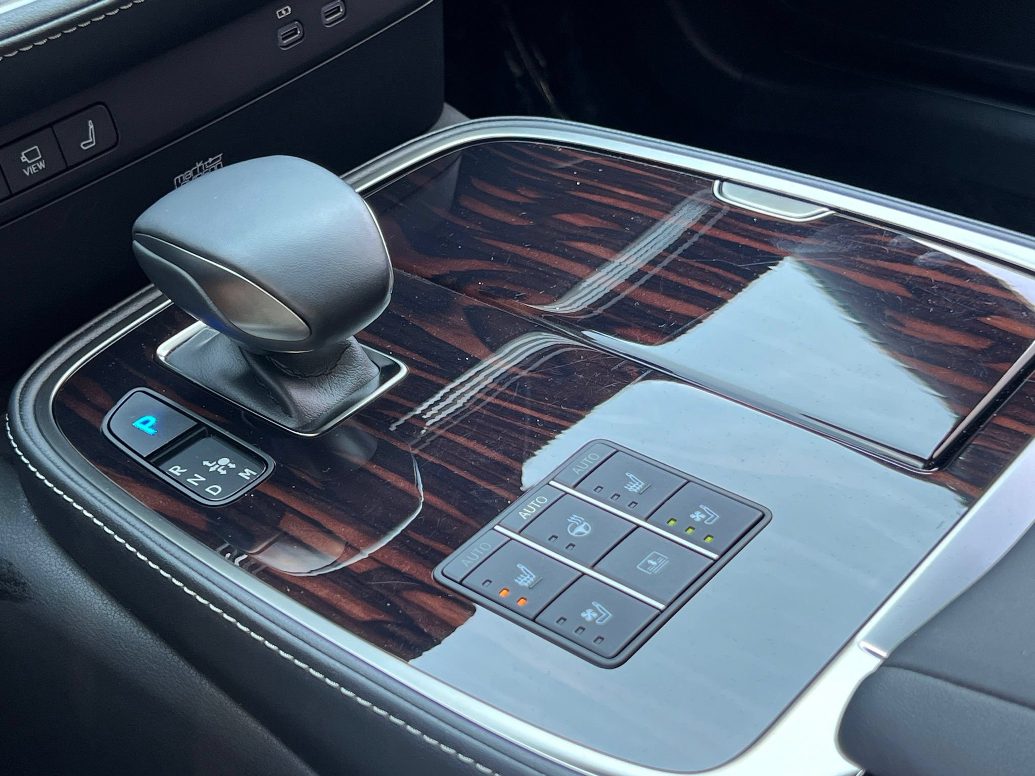 Used 2024 Lexus LS 500 AWD w/ Luxury Package image 29