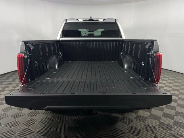 Used 2025 Toyota Tundra SR w/ SR Tow Package AWD/4WD image 25
