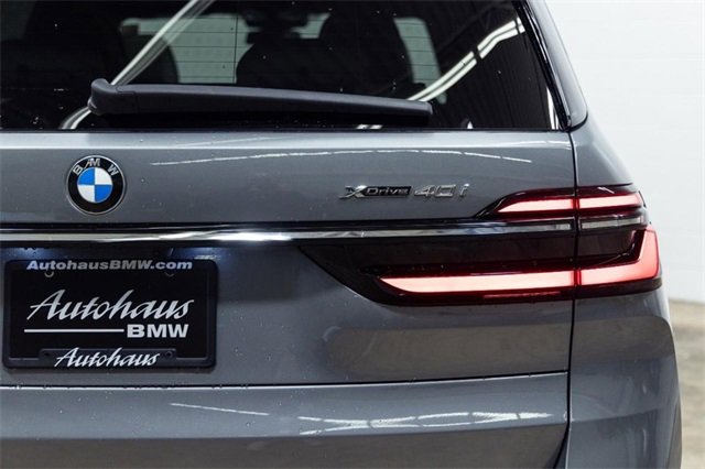 Certified 2025 BMW X7 xDrive40i image 10
