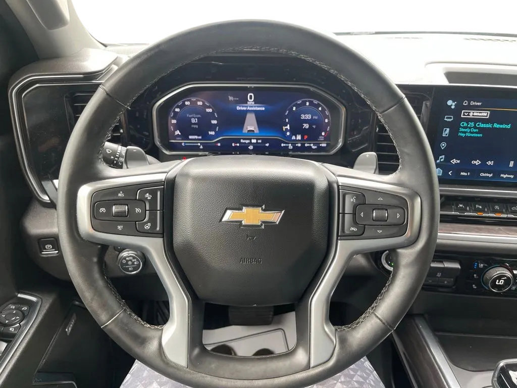 Used 2024 Chevrolet Silverado 1500 LTZ AWD/4WD image 22