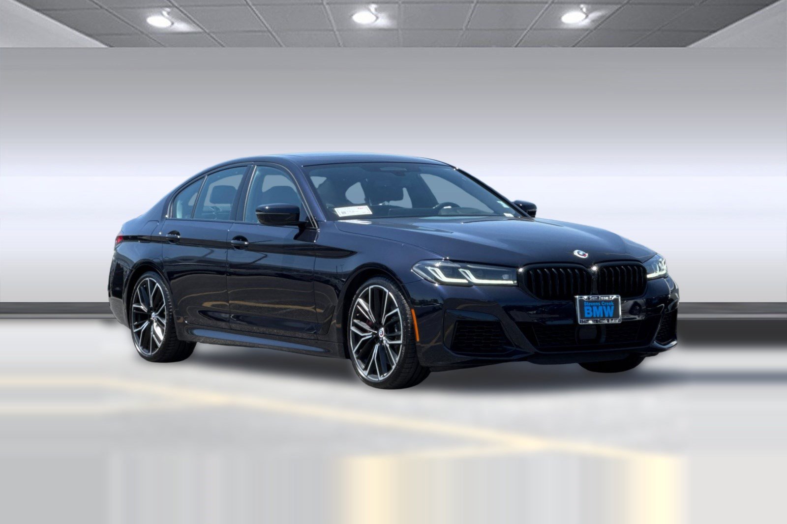 Used 2023 BMW M550i xDrive w/ Executive Package AWD/4WD image 7