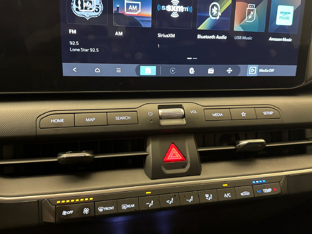 Used 2025 Kia K4 FWD image 25