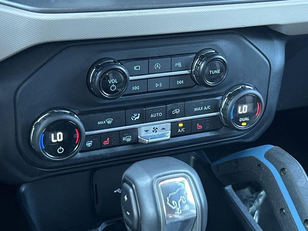 Used 2024 Ford Bronco Wildtrak image 11