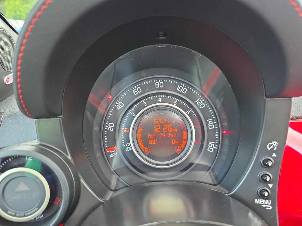 Used 2013 FIAT 500 Abarth w/ Beats Audio Pkg FWD image 15