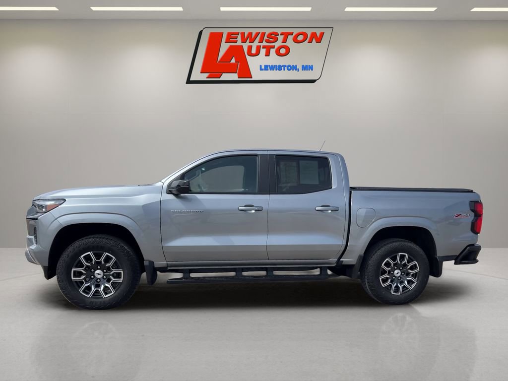 Used 2023 Chevrolet Colorado Z71 w/ Z71 Convenience Package 2 image 3