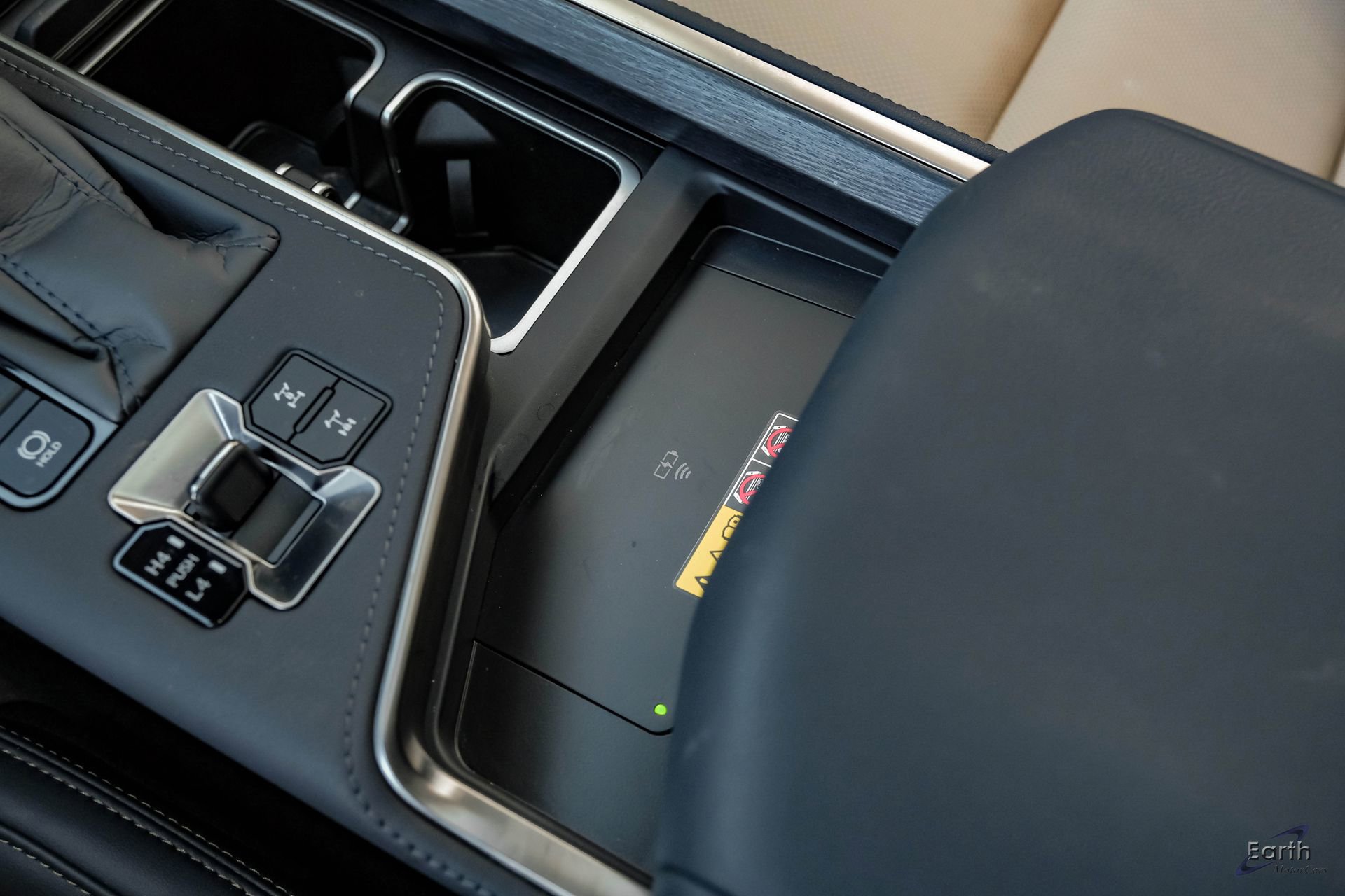 Used 2025 Lexus GX 550 w/ Accessory Package (CT) image 65