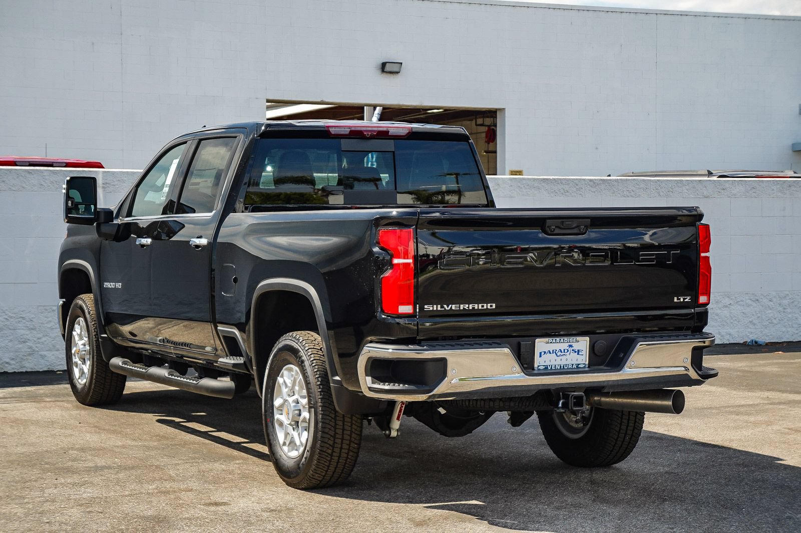 New 2026 Chevrolet Silverado 2500 LTZ w/ LTZ Plus Package AWD/4WD image 6