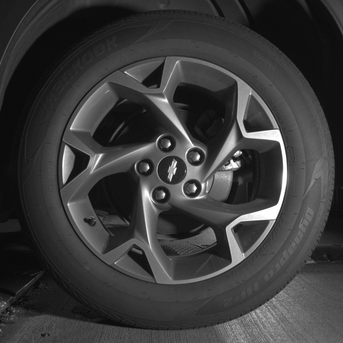 Used 2025 Chevrolet Trax LT FWD image 14